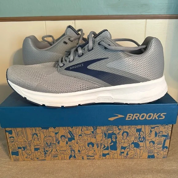 Brooks Gray and Blue Athletic Shoes Men’s 9 Style Range - Picture 1 of 4